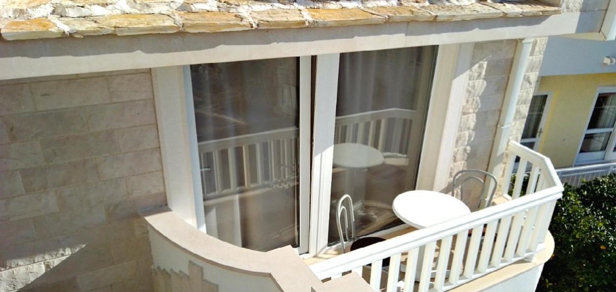 Apartments Villa Bonaca Baška Voda Szoba fotó