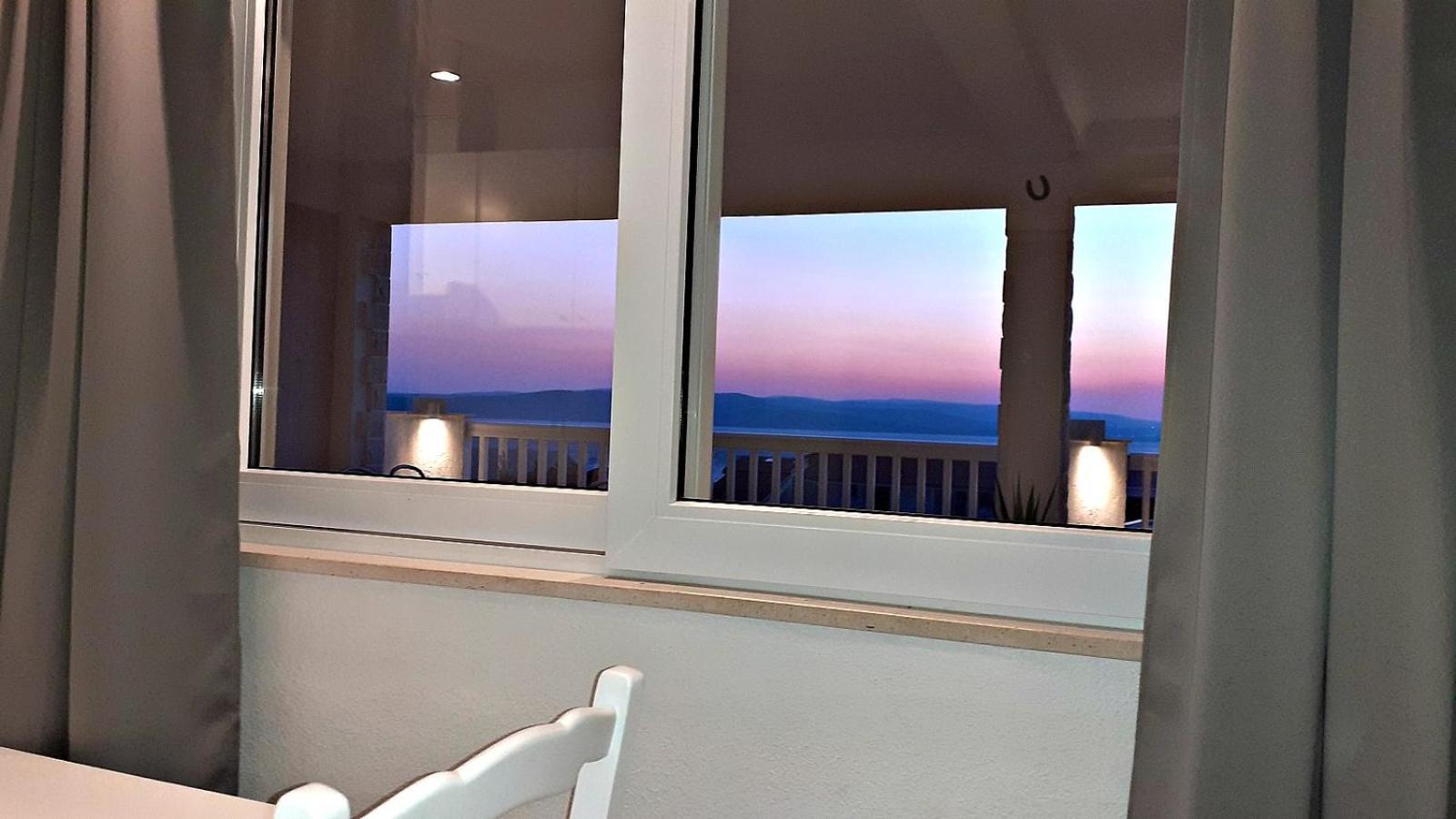Apartments Villa Bonaca Baška Voda Szoba fotó