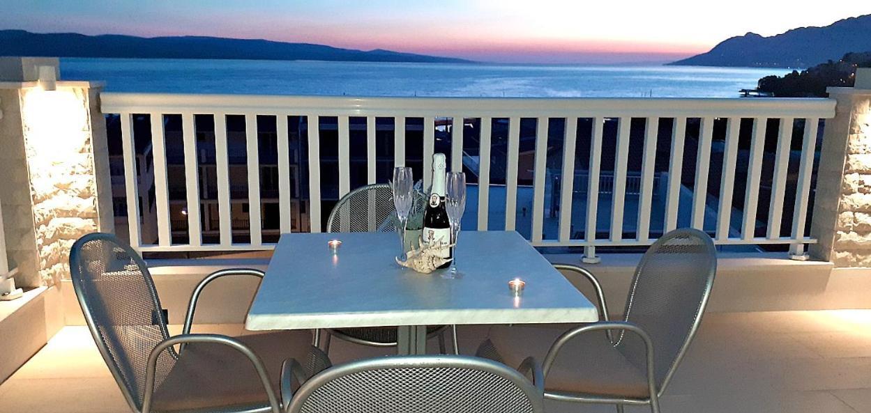 Apartments Villa Bonaca Baška Voda Szoba fotó