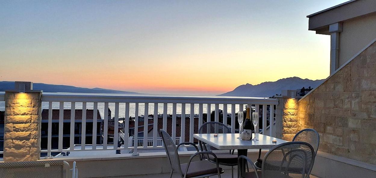 Apartments Villa Bonaca Baška Voda Szoba fotó
