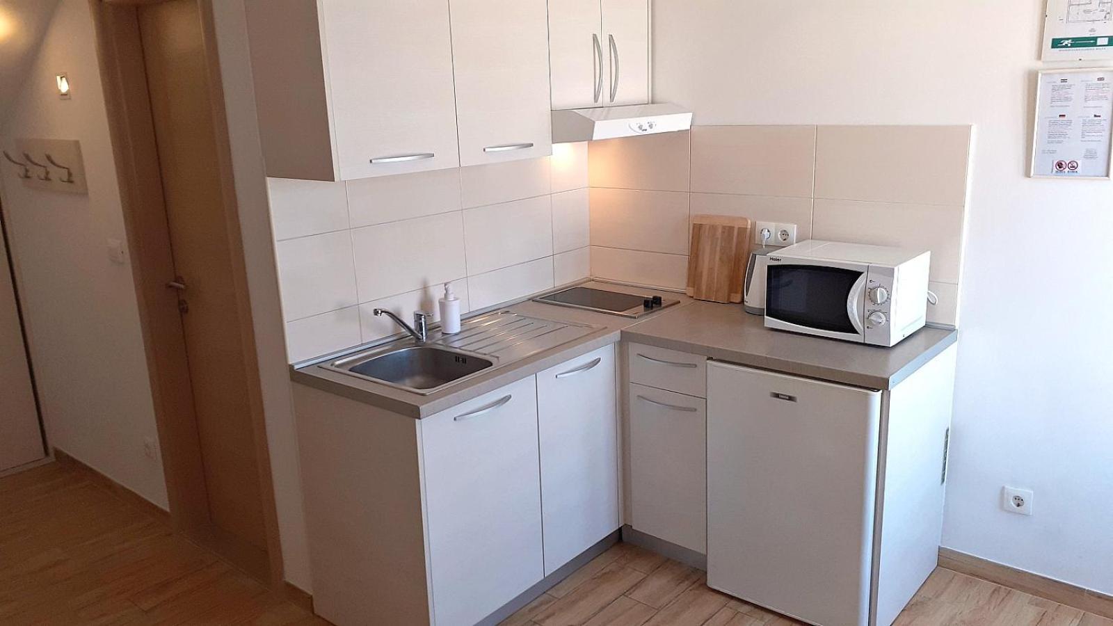 Apartments Villa Bonaca Baška Voda Szoba fotó