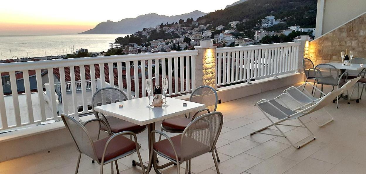 Apartments Villa Bonaca Baška Voda Kültér fotó